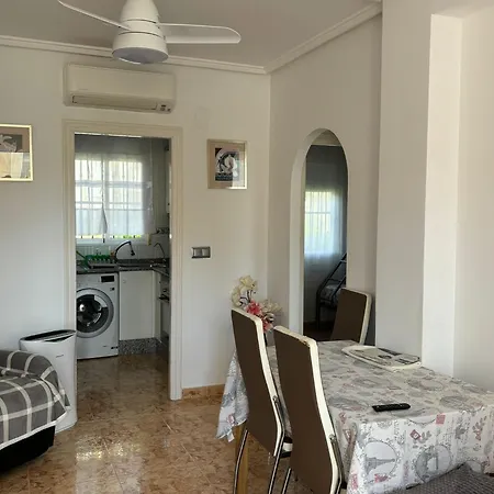 Holiday home Saint James Park 2